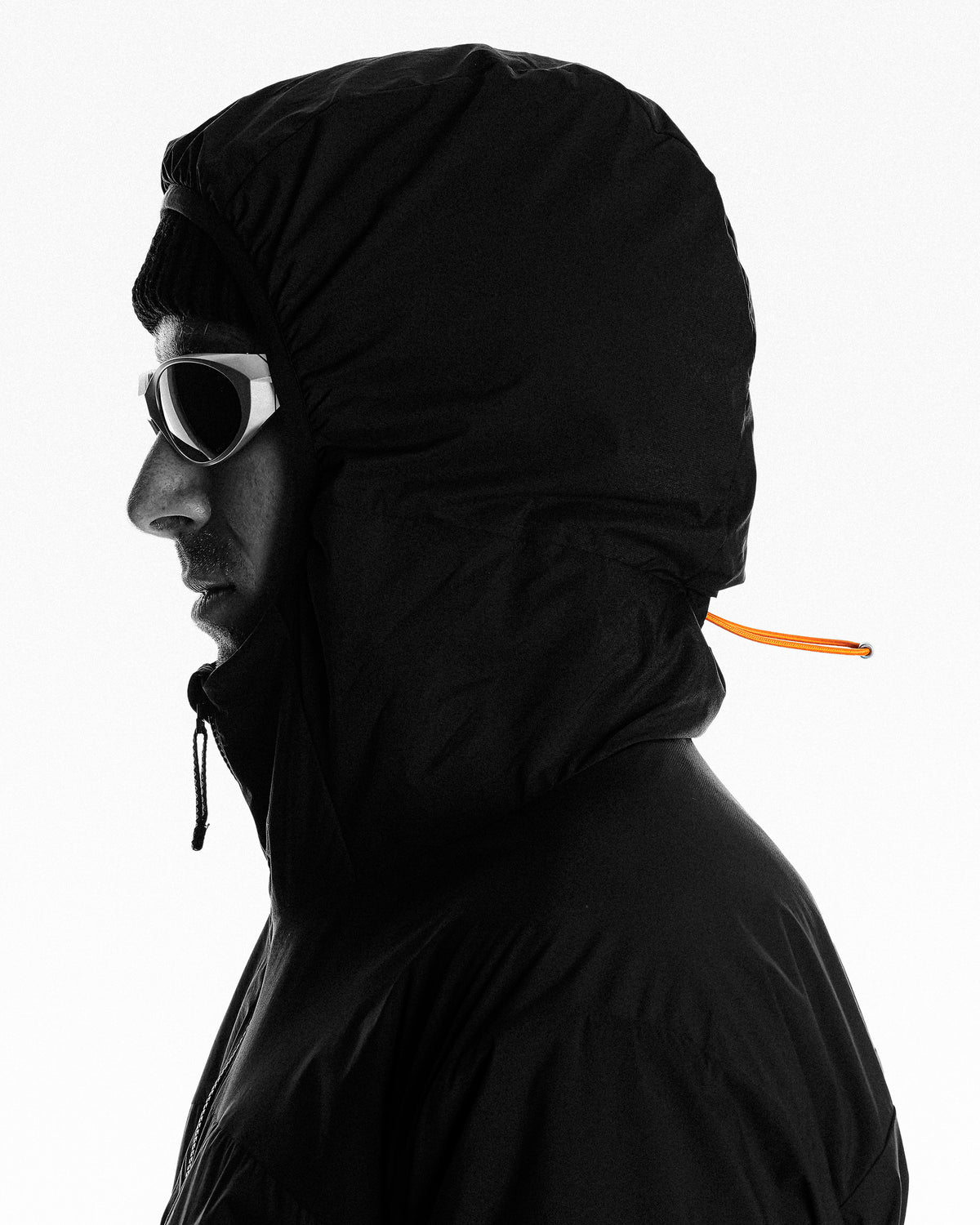 Adjustable hood